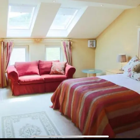 Atlantic Lodge ゲストハウス *