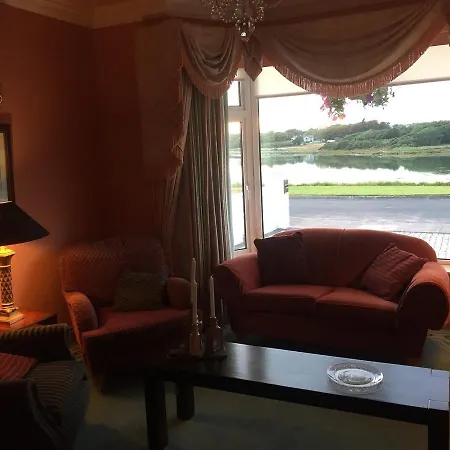 Atlantic Lodge بيت ضيافة *