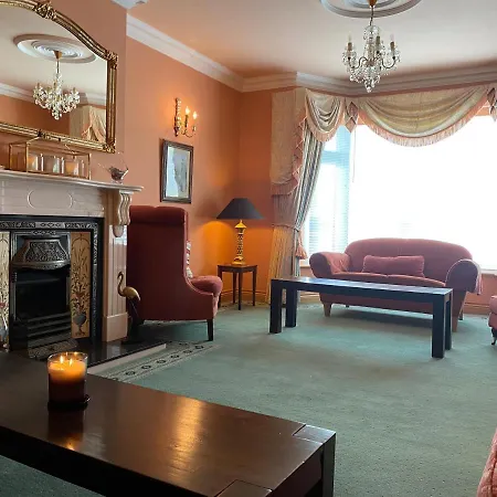 Atlantic Lodge غالواي