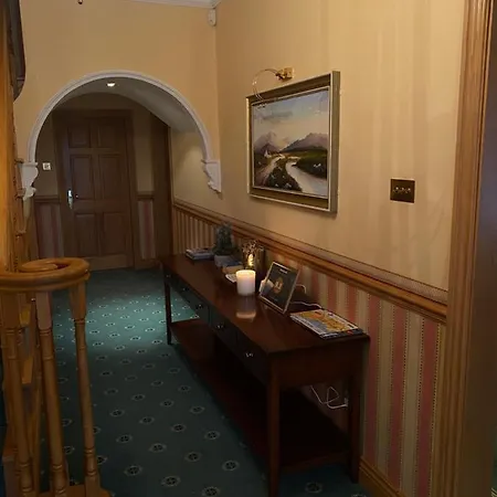 Atlantic Lodge بيت ضيافة *