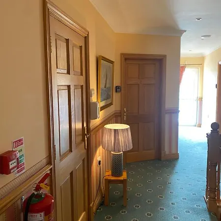 Atlantic Lodge *